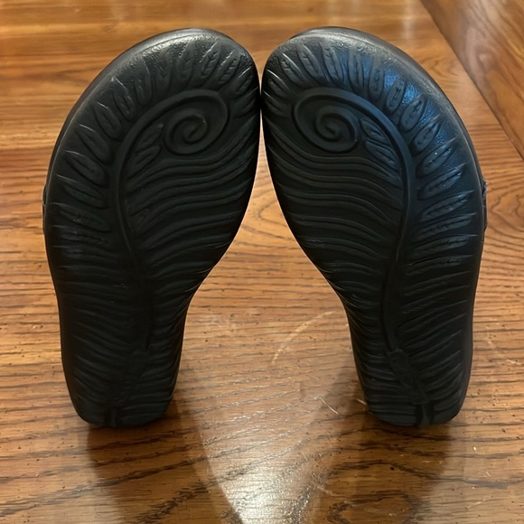 Naot Patu lace up ankle boots, size 38 (7.5) - Picture 13 of 16